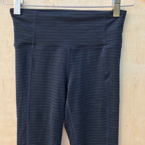 Athleta Jacquared Mantra Mesh High Waist Leggings - Picture 4 of 8